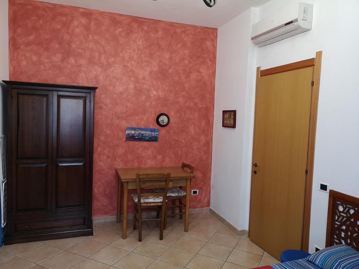 Casa Vacanze Rose E Fiori Sardegna サン・ヴィート エクステリア 写真